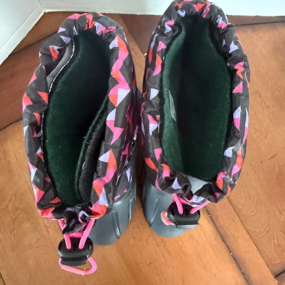 Sorel Pink Purple Geometric Flurry Pattern Winter Snow Boots Girls Size 2